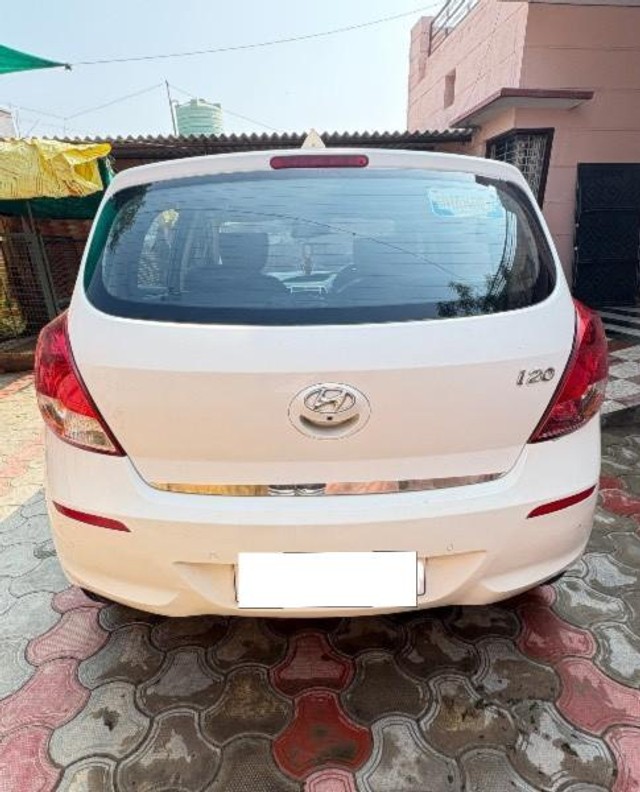 Second-hand 2014 Hyundai i20 Sportz 1.4 CRDi for sale in Jagraon-1