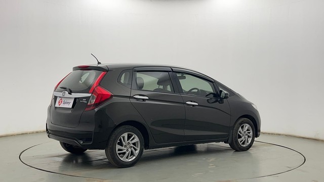 Second-hand 2021 Honda Jazz VX for sale in Kolkata-3
