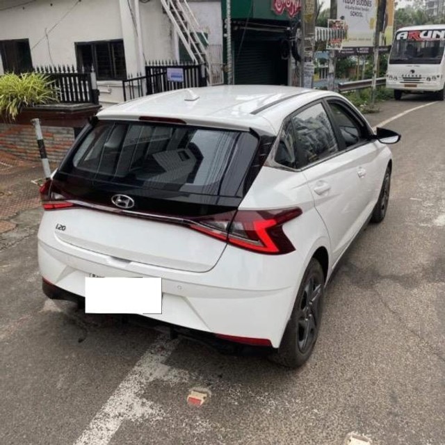 Second-hand 2022 Hyundai i20 Sportz Turbo DCT BSVI for sale in Thiruvananthapuram-5