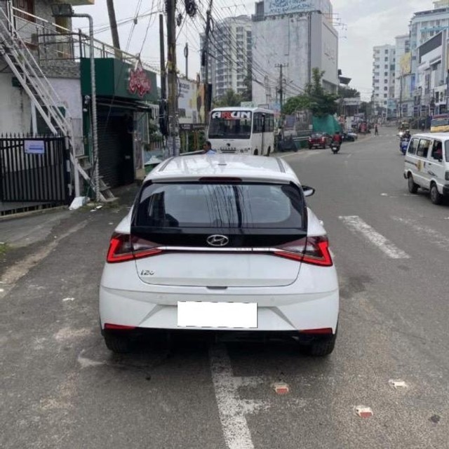 Second-hand 2022 Hyundai i20 Sportz Turbo DCT BSVI for sale in Thiruvananthapuram-1