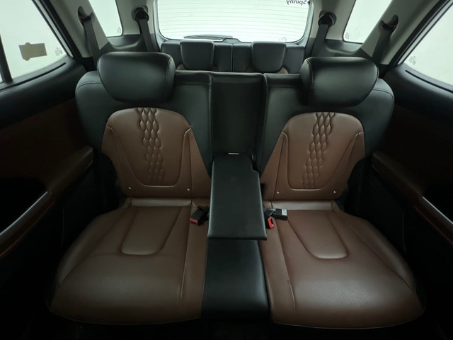 Second-hand 2024 Hyundai Alcazar Platinum AE 7Str Diesel for sale in Thane-29