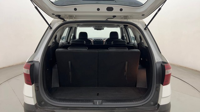 Second-hand 2024 Hyundai Alcazar Platinum AE 7Str Diesel for sale in Thane-9