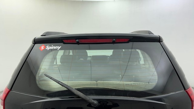 Second-hand 2016 Mahindra XUV500 W5 for sale in Ahmedabad-23