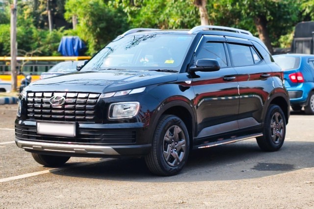 Second-hand 2025 Hyundai Venue S for sale in Kolkata-6