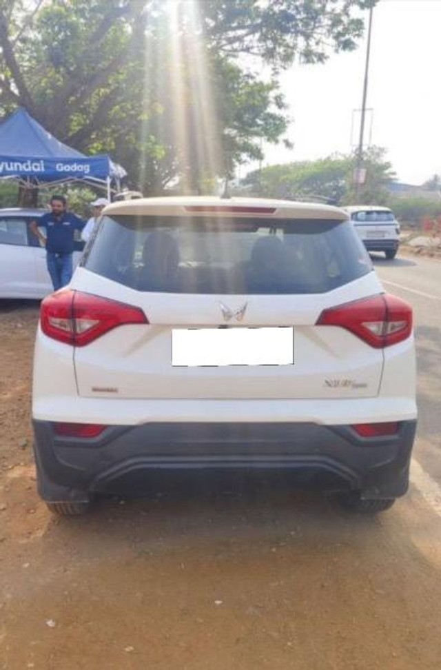 Second-hand 2023 Mahindra XUV300 W6 for sale in Gadag-1