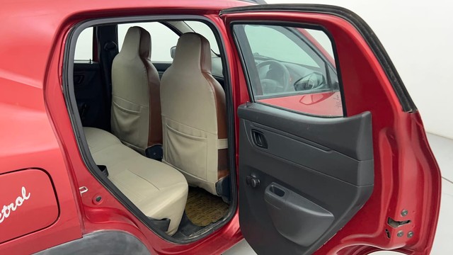 Second-hand 2016 Renault KWID RXT for sale in Ahmedabad-24