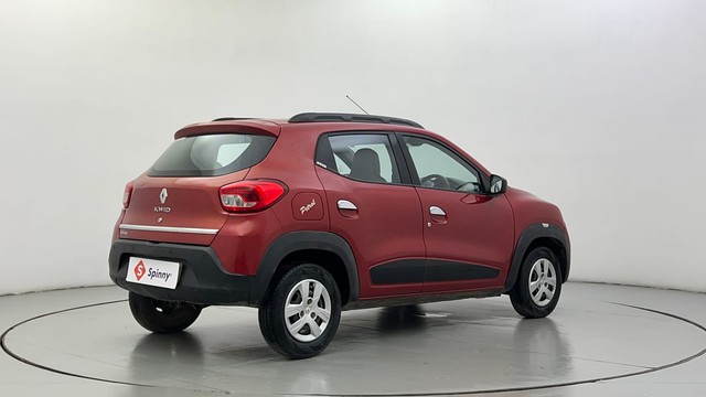 Second-hand 2016 Renault KWID RXT for sale in Ahmedabad-3