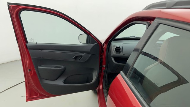 Second-hand 2016 Renault KWID RXT for sale in Ahmedabad-30