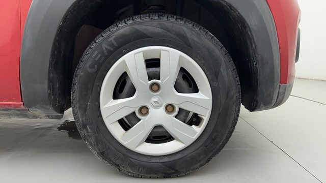 Second-hand 2016 Renault KWID RXT for sale in Ahmedabad-17