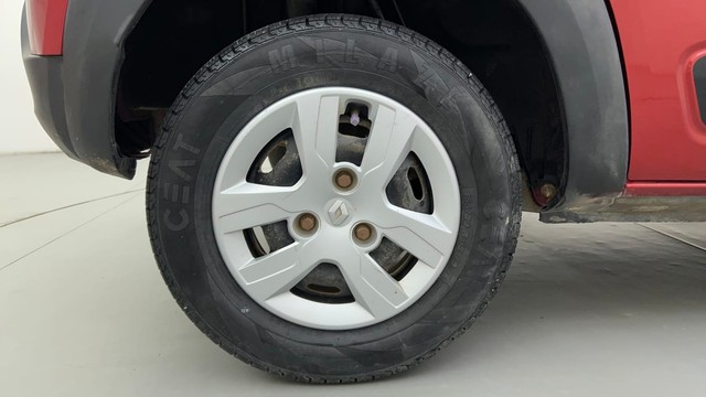 Second-hand 2016 Renault KWID RXT for sale in Ahmedabad-18