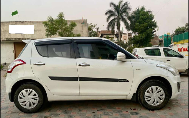 Second-hand 2015 Maruti Suzuki Swift VXI Optional for sale in Nagpur-1