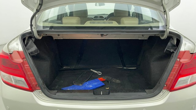 Second-hand 2018 Maruti Suzuki Dzire ZXI for sale in Ahmedabad-9