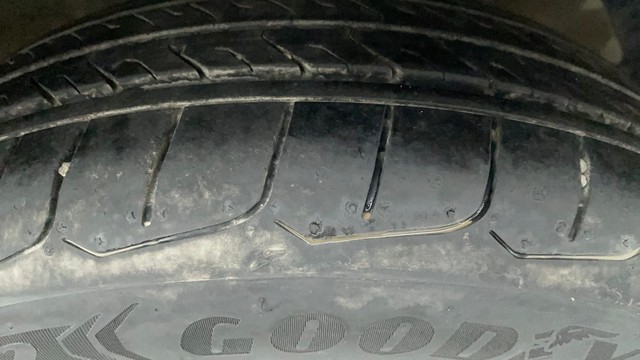 Second-hand 2018 Maruti Suzuki Dzire ZXI for sale in Ahmedabad-37