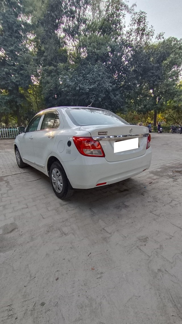 Second-hand 2023 Maruti Suzuki Swift Dzire Tour S CNG for sale in New Delhi-4