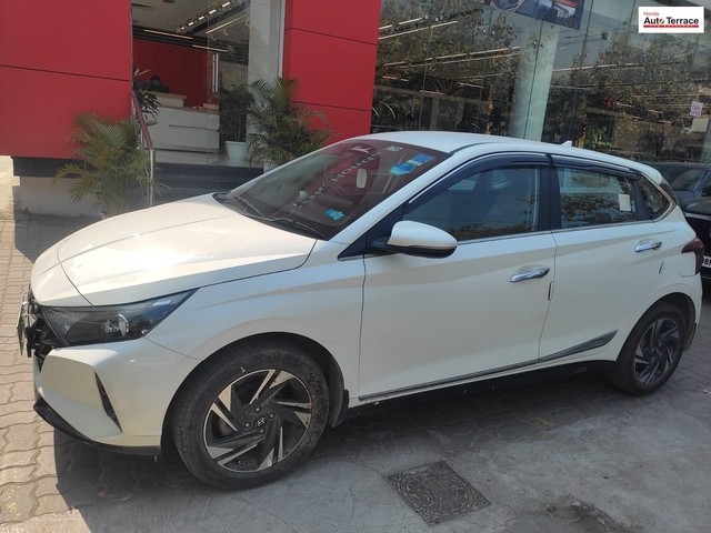 Hyundai i20 Asta 1.2 Second-hand 2020 Hyundai i20 Asta 1.2 for sale in New Delhi-2