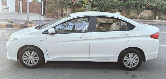 Second-hand 2016 Honda City i VTEC CVT SV for sale in Navi Mumbai-3