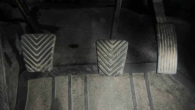 Second-hand 2015 Hyundai i20 Sportz 1.2 for sale in Ahmedabad-14