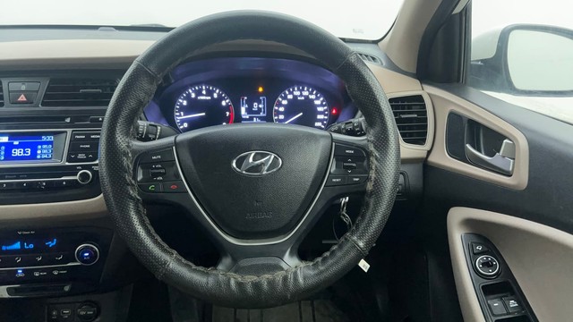 Second-hand 2015 Hyundai i20 Sportz 1.2 for sale in Ahmedabad-27