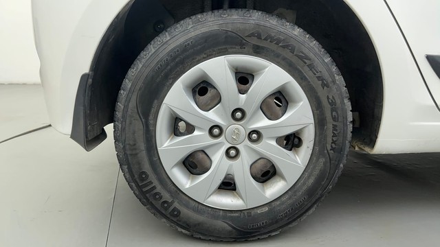 Second-hand 2015 Hyundai i20 Sportz 1.2 for sale in Ahmedabad-18