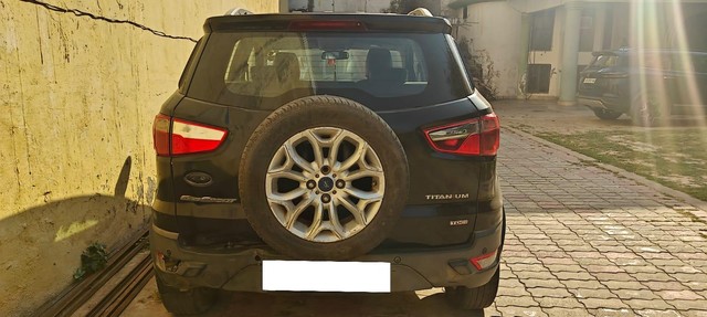 Second-hand 2014 Ford Ecosport 1.5 DV5 MT Titanium for sale in Lucknow-4