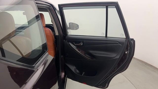 Second-hand 2016 Toyota Innova Crysta 2.4 GX AT 8 STR for sale in Chandigarh-38