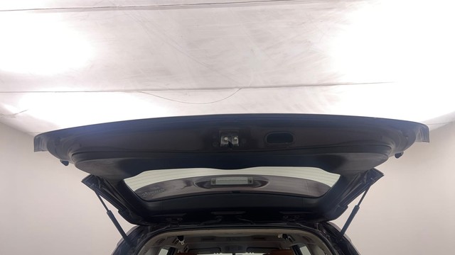 Second-hand 2016 Toyota Innova Crysta 2.4 GX AT 8 STR for sale in Chandigarh-25