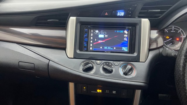 Second-hand 2016 Toyota Innova Crysta 2.4 GX AT 8 STR for sale in Chandigarh-24