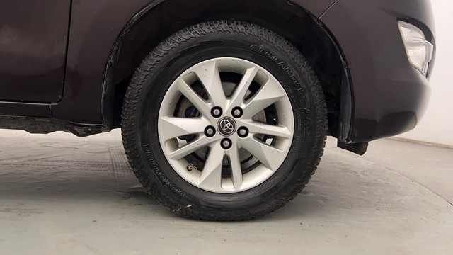 Second-hand 2016 Toyota Innova Crysta 2.4 GX AT 8 STR for sale in Chandigarh-17