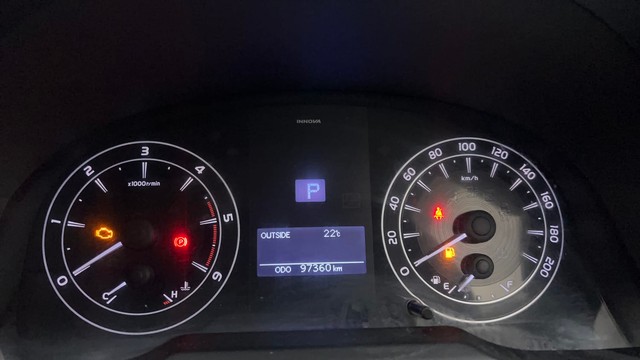 Second-hand 2016 Toyota Innova Crysta 2.4 GX AT 8 STR for sale in Chandigarh-13