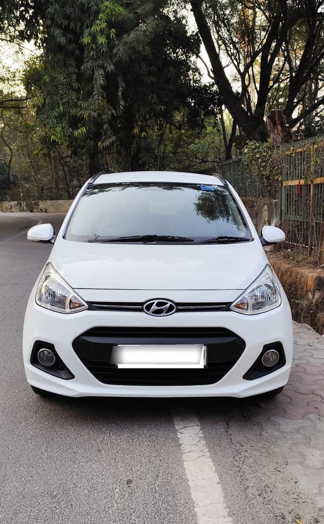 Second-hand 2015 Hyundai Grand i10 AT Asta for sale in New Delhi-7