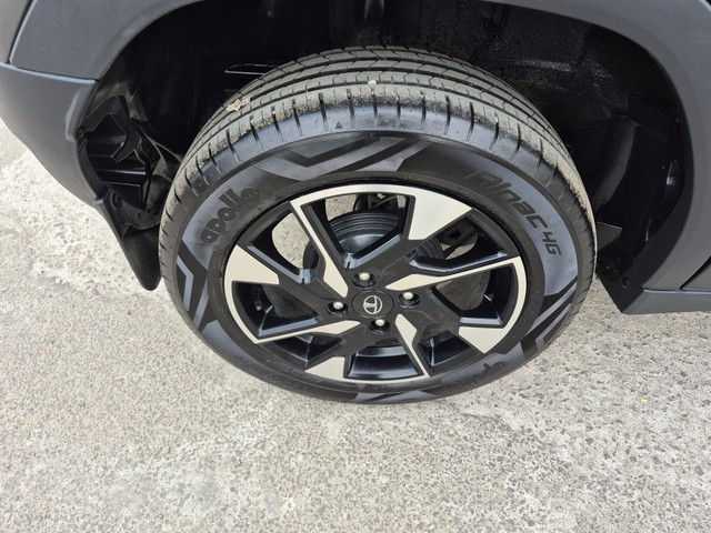 Second-hand 2023 Tata Punch Creative AMT for sale in Bangalore-12