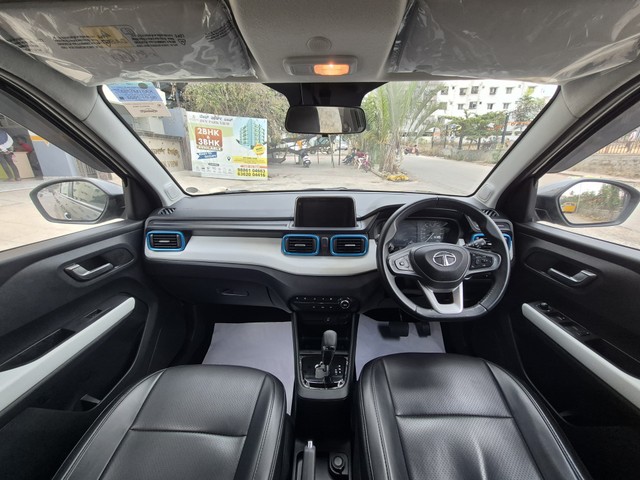 Second-hand 2023 Tata Punch Creative AMT for sale in Bangalore-16
