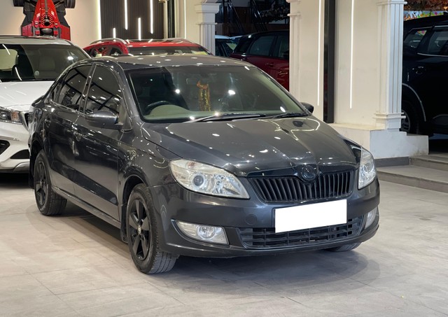 Second-hand 2016 Skoda Rapid 1.6 MPI Style BSIV for sale in Hyderabad-0