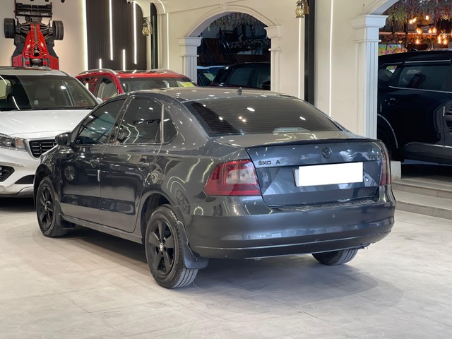 Second-hand 2016 Skoda Rapid 1.6 MPI Style BSIV for sale in Hyderabad-5