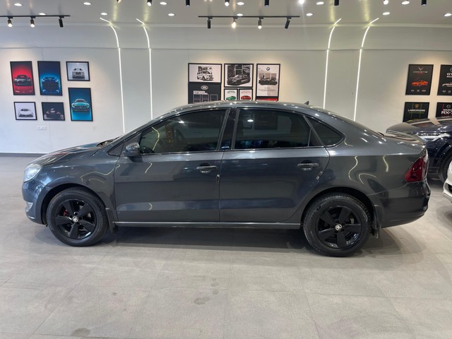 Second-hand 2016 Skoda Rapid 1.6 MPI Style BSIV for sale in Hyderabad-4