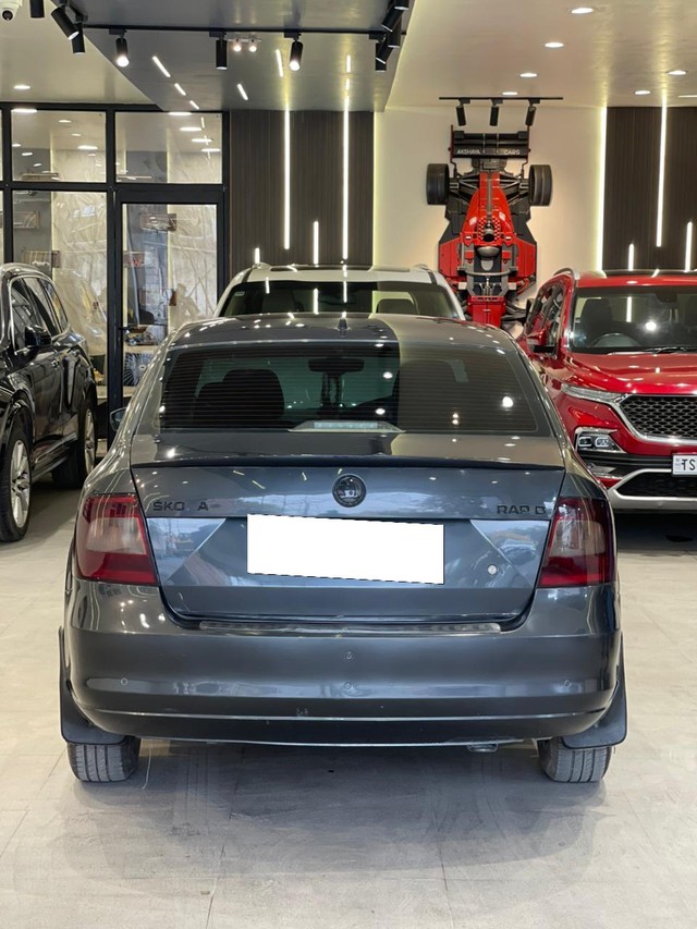 Second-hand 2016 Skoda Rapid 1.6 MPI Style BSIV for sale in Hyderabad-2