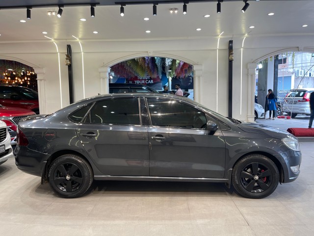 Second-hand 2016 Skoda Rapid 1.6 MPI Style BSIV for sale in Hyderabad-1