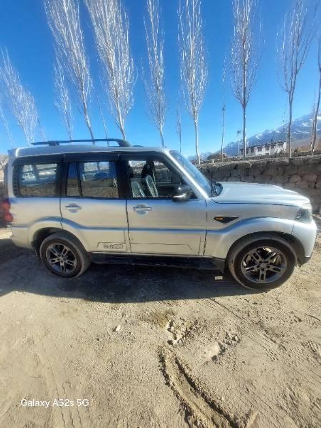 Second-hand 2017 Mahindra Scorpio 1.99 S10 for sale in Leh-1