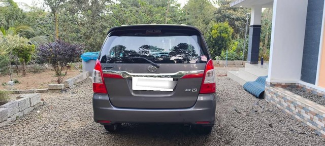 Second-hand 2014 Toyota Innova 2.5 VX (Diesel) 7 Seater for sale in Kottayam-3