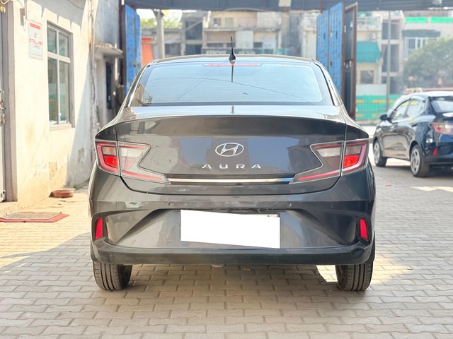Hyundai Aura S CNG Second-hand 2022 Hyundai Aura S CNG for sale in Agra-2