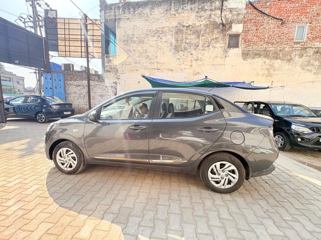 Hyundai Aura S CNG Second-hand 2022 Hyundai Aura S CNG for sale in Agra-8