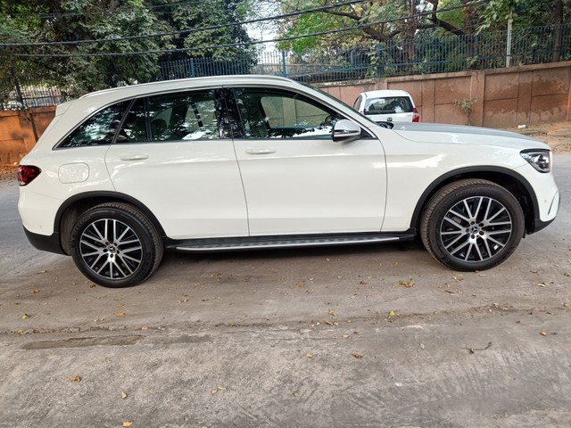 Second-hand 2020 Mercedes-Benz GLC 200 for sale in New Delhi-1