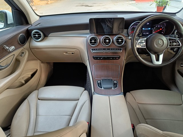 Second-hand 2020 Mercedes-Benz GLC 200 for sale in New Delhi-10