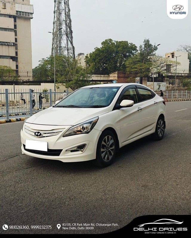 Second-hand 2015 Hyundai Verna 1.6 SX VTVT (O) for sale in New Delhi-3