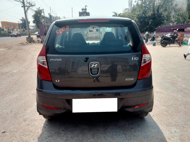 Second-hand 2012 Hyundai i10 Sportz for sale in Hyderabad-2