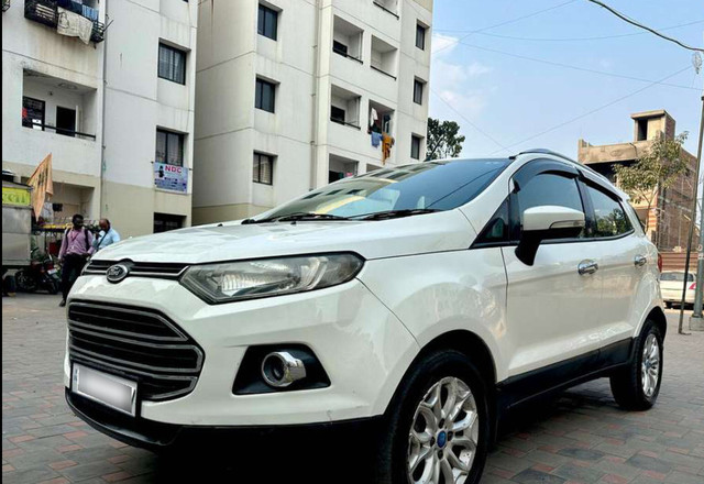 Second-hand 2015 Ford Ecosport 1.5 DV5 MT Titanium for sale in Nagpur-3