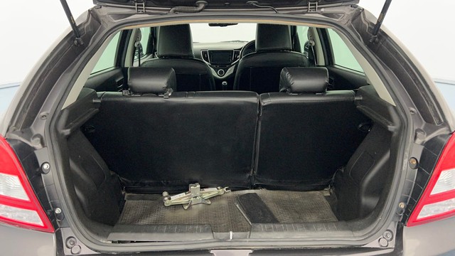 Second-hand 2016 Maruti Suzuki Baleno Alpha Diesel for sale in Lucknow-9