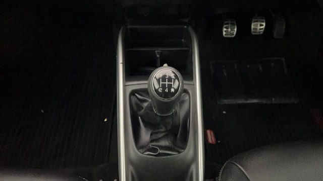 Second-hand 2016 Maruti Suzuki Baleno Alpha Diesel for sale in Lucknow-12