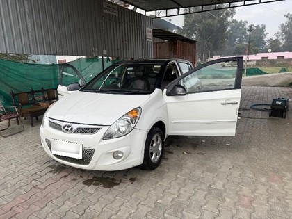 Second-hand 2012 Hyundai i20 Sportz 1.4 CRDi for sale in Jalandhar