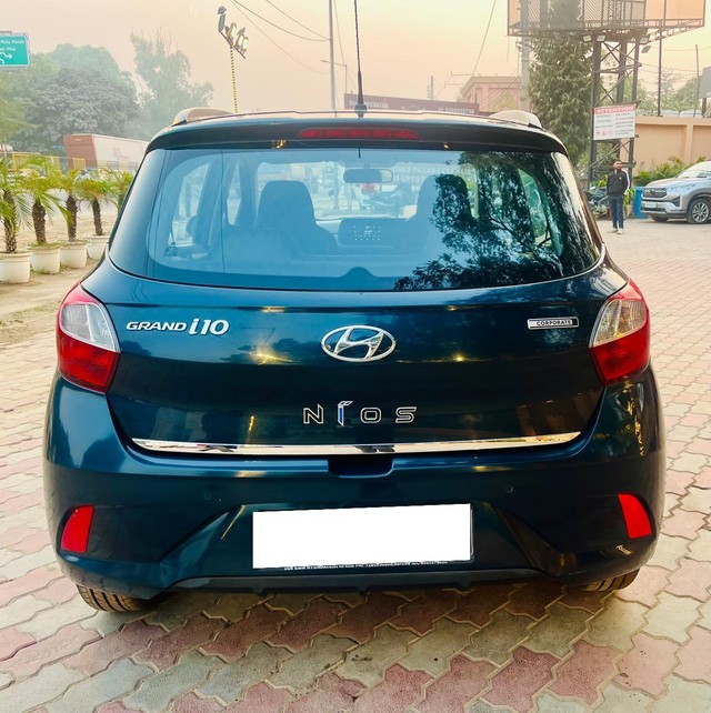 Second-hand 2022 Hyundai Grand i10 Nios Corp Edition for sale in New Delhi-2